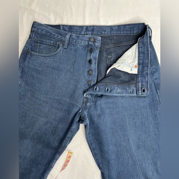 Levis 501 Jeans Mens Size 38X30 Blue Button Fly Black Tab Straight Leg Denim - Picture 7 of 10
